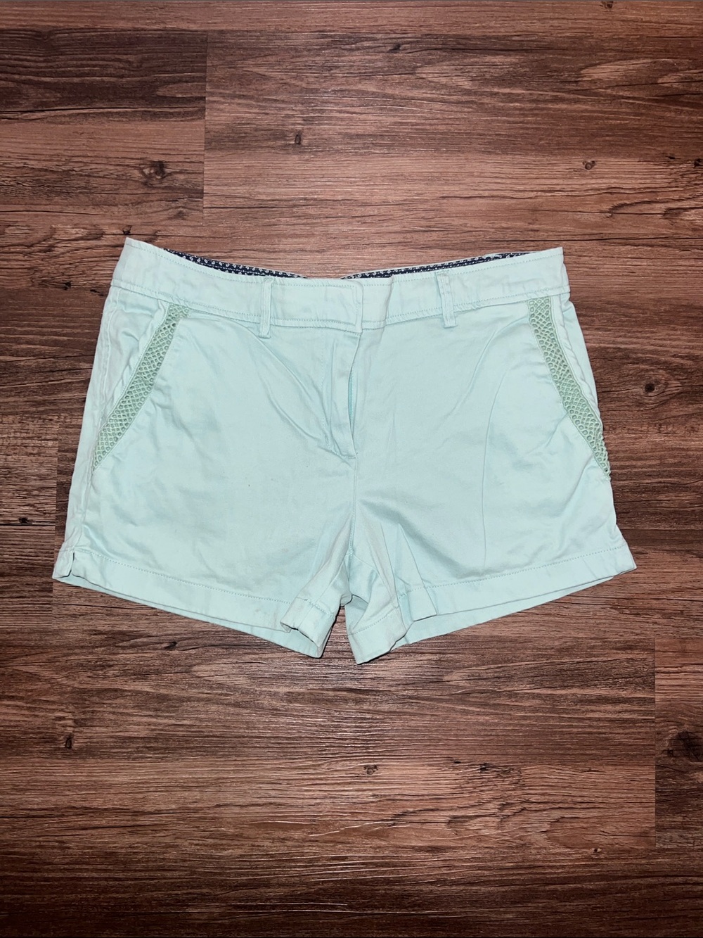 Lucy & Laurel Mint Crochet-Trim High Waist Shorts